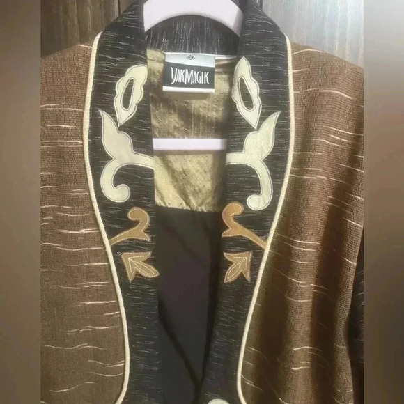 Vintage/Retro YakMajik Shacket. Size: Large - Picture 13 of 15